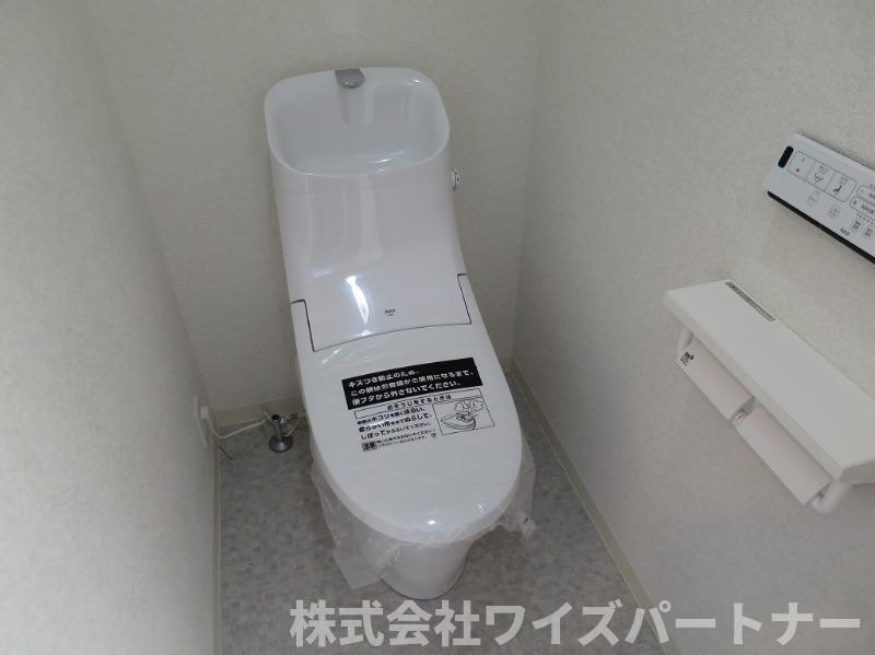 トイレ　※別号室の為、現況優先
