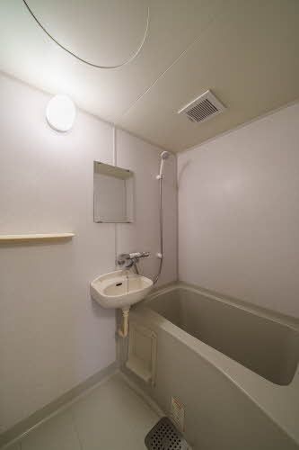 バス・シャワールーム　浴室