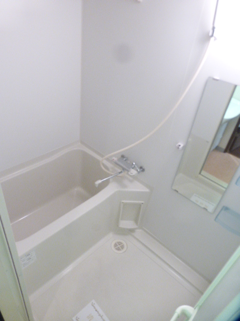 バス・シャワールーム　バス※別部屋参考写真