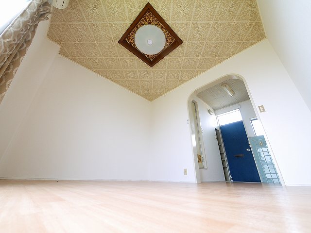 居室・リビング　使いやすい居間です