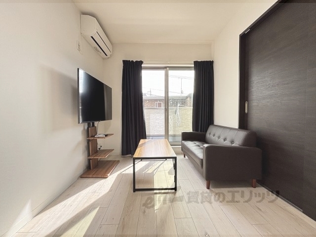 居室・リビング　リビング