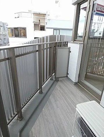 バルコニー　バルコニー