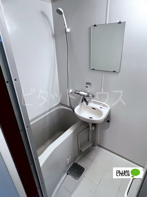 バス・シャワールーム　バス・トイレ別