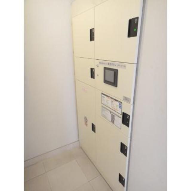 ロビー　■駐車場■駐輪場■宅配ＢＯＸ