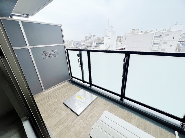 バルコニー　物干し竿使用可能