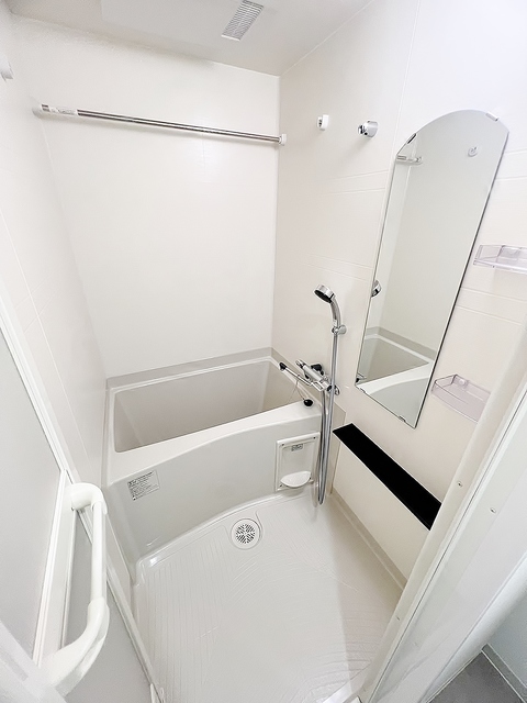 バス・シャワールーム　浴室乾燥・暖房機能付き