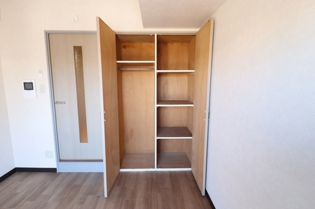 収納　クローゼット