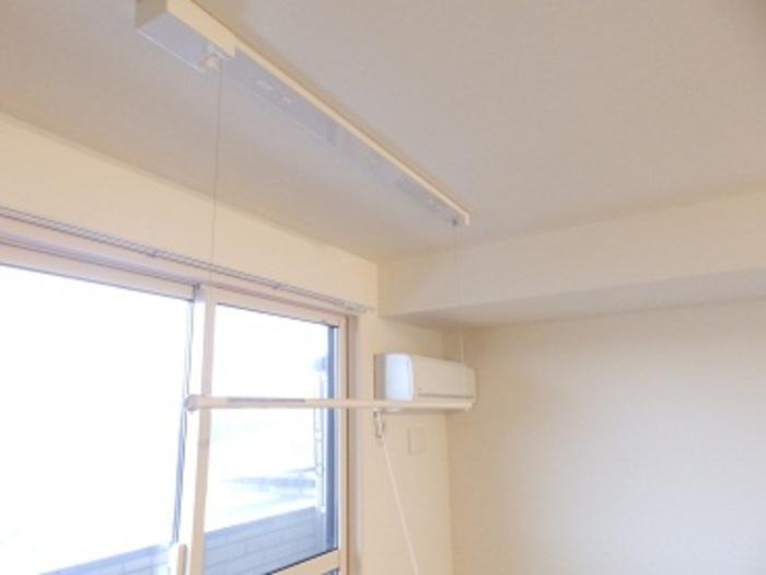 その他設備　室内物干し