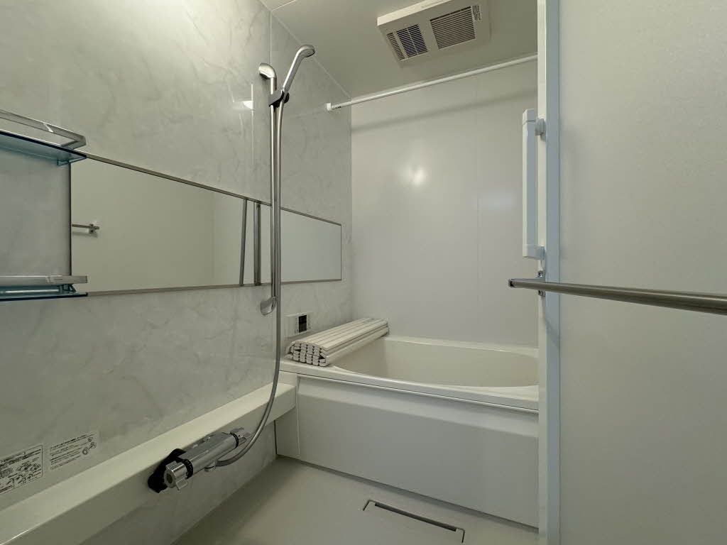 バス・シャワールーム　浴室