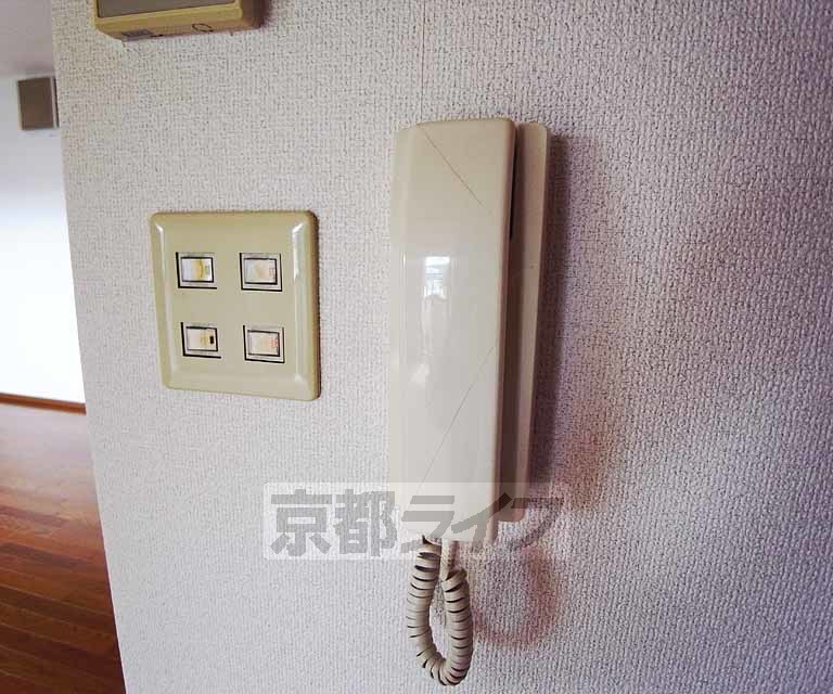 セキュリティ　安心のインターフォンつき！