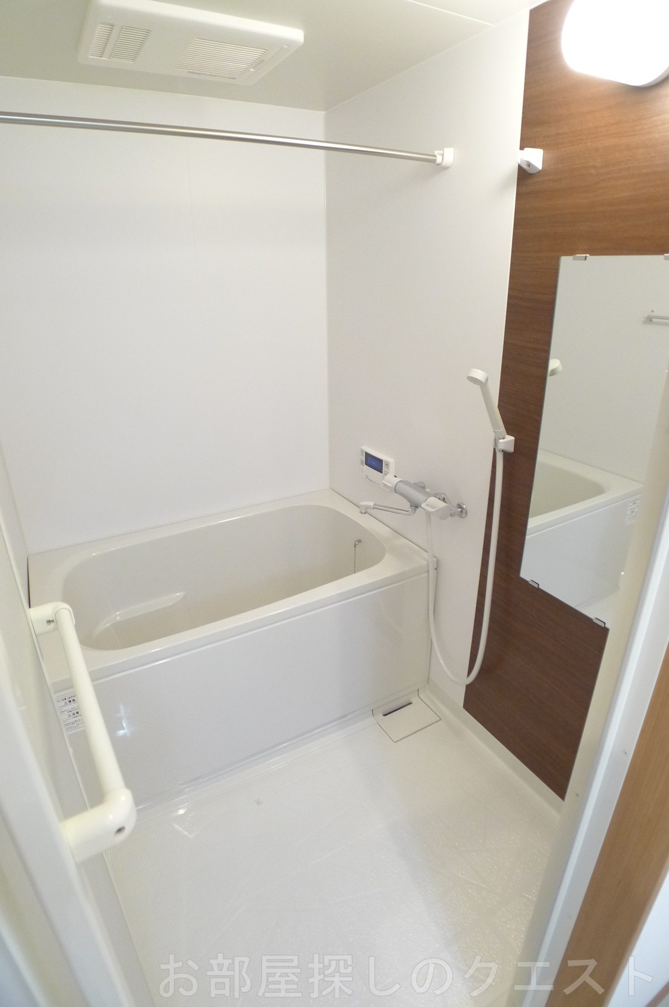 バス・シャワールーム　（写真は同タイプ）