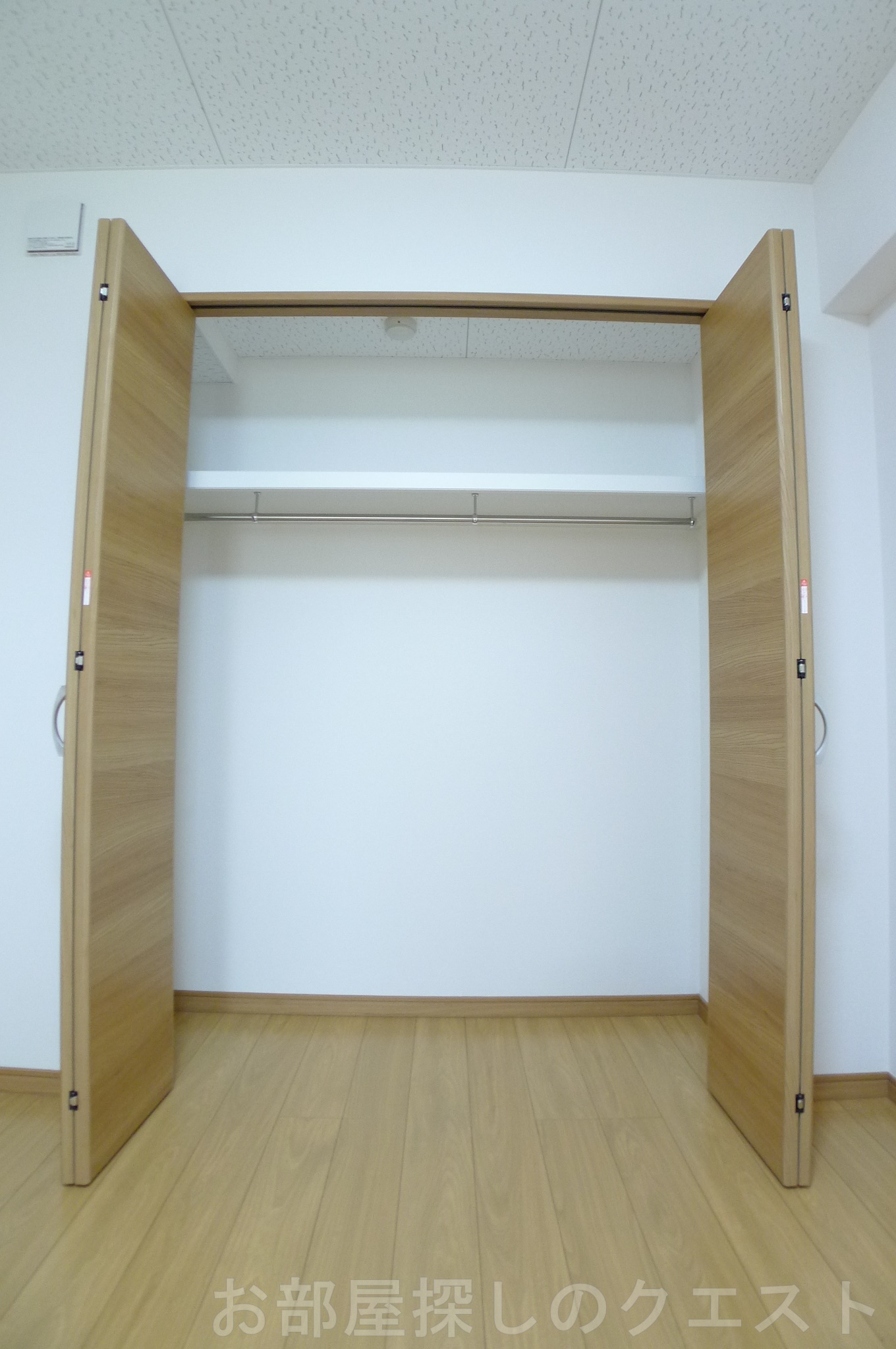 収納　（写真は同タイプ）