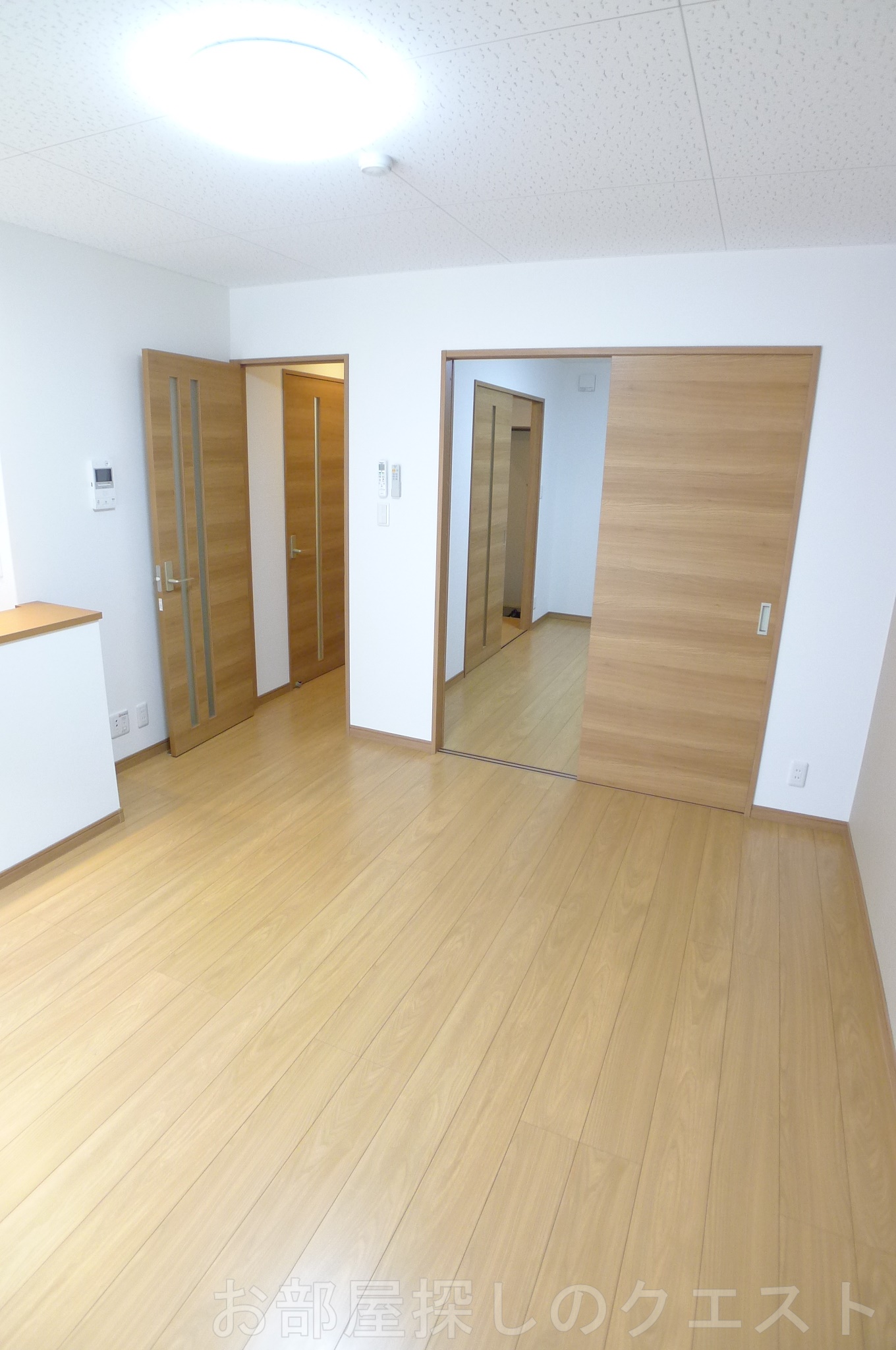 居室・リビング　（写真は同タイプ）