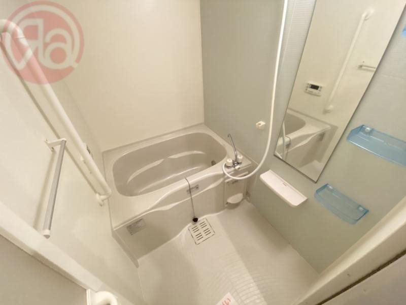 バス・シャワールーム　きれいなお風呂です