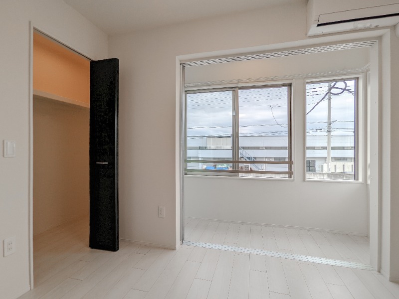 バルコニー　図面と現状に相違がある場合には現状を優先