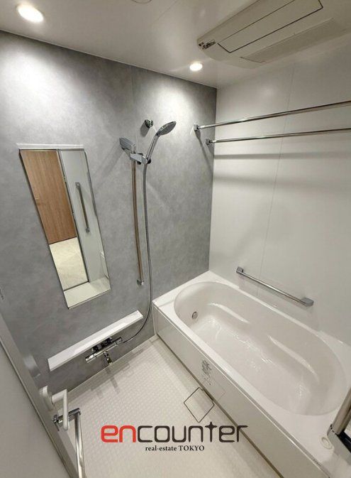 バス・シャワールーム　※同マンション別室参考写真