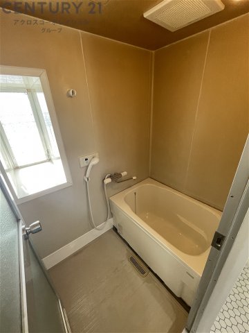 バス・シャワールーム　シンプルな浴室です！