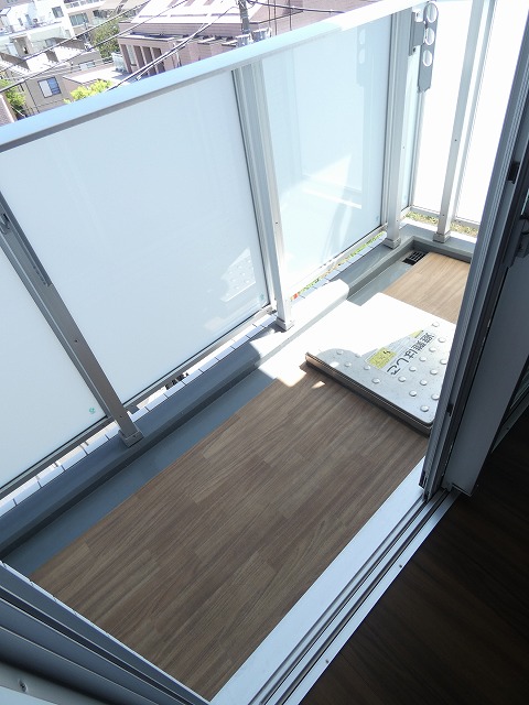 バルコニー　バルコニー