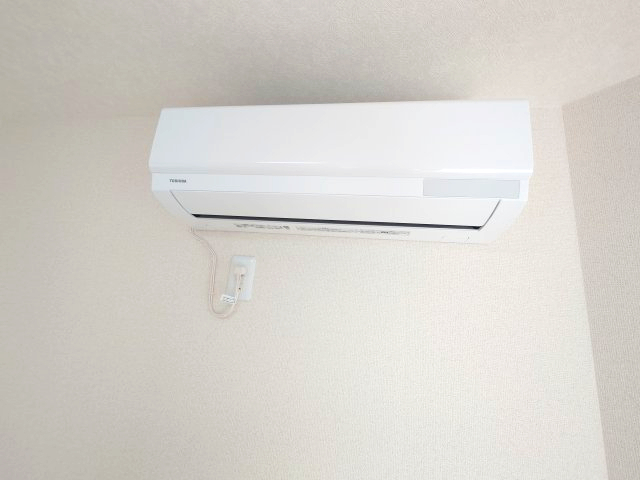 その他設備　エアコン完備※同タイプ別号室参考写真