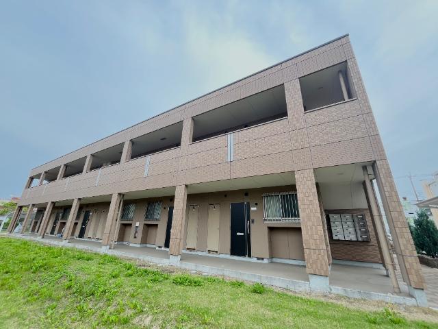 エントランス　外観写真（昼）