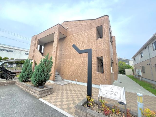 建物外観　外観写真（昼）