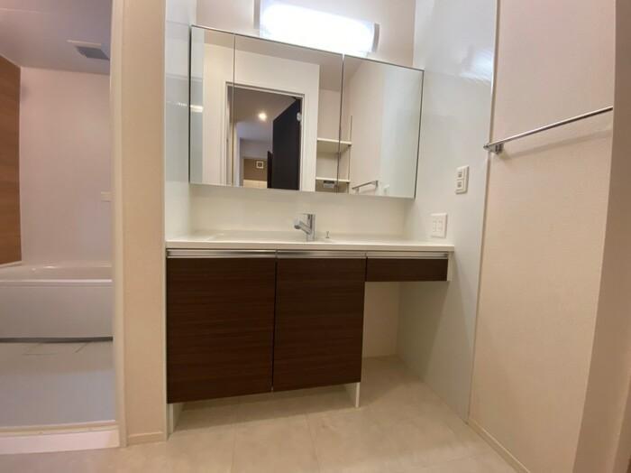 洗面設備　洗面所