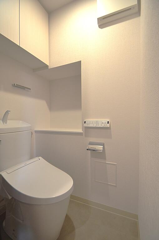 トイレ　※別部屋参考写真