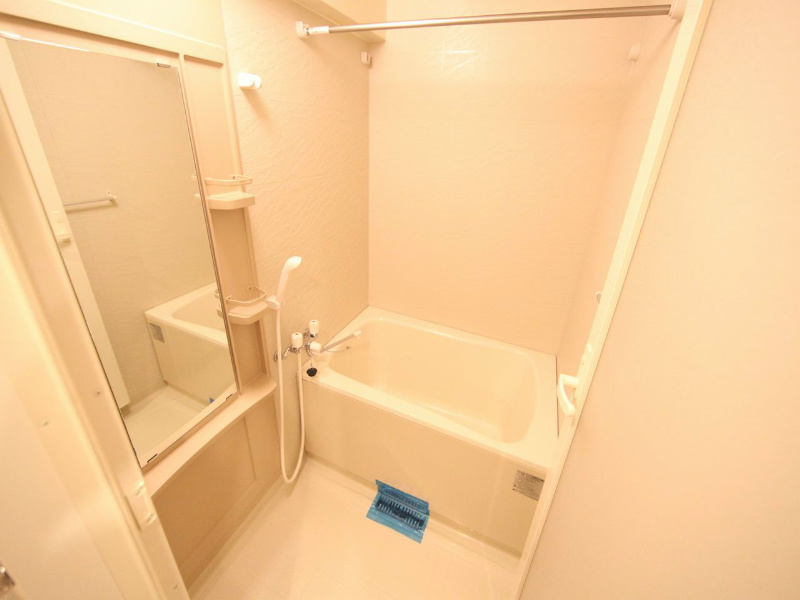 バス・シャワールーム　浴室暖房乾燥機付お風呂