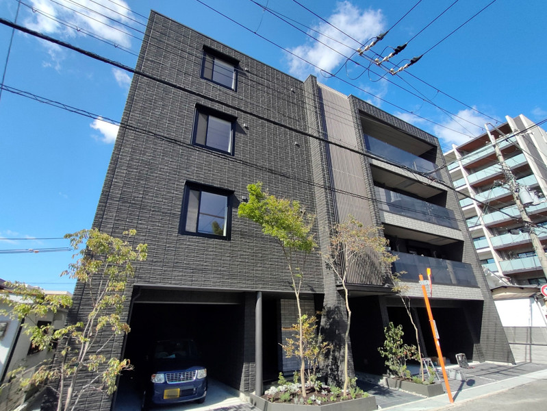 建物外観　NearlyZEH・ホテルライク仕様