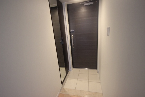 玄関　※別部屋の写真です