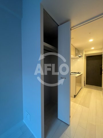 収納　リヴェント難波ウエスト　クローゼット