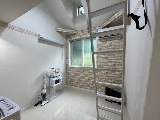 居室・リビング　ユナイト反町バレンシアロッソ