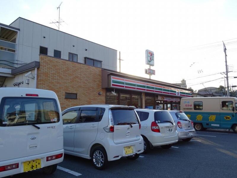 コンビニ　セブンイレブン高槻安岡寺1丁目店（コンビニ）まで1037m
