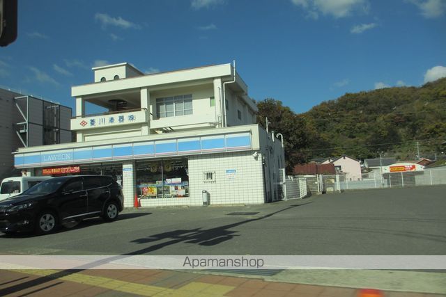 コンビニ　ローソン（コンビニ）まで322m