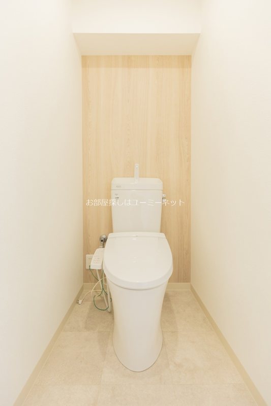 トイレ　※205号室の写真です。現況と相違がある場合は、現況優先。