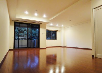 居室・リビング　※別部屋参考写真