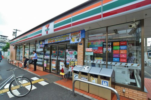 コンビニ　セブン-イレブン大阪南津守６丁目店（コンビニ）まで345m