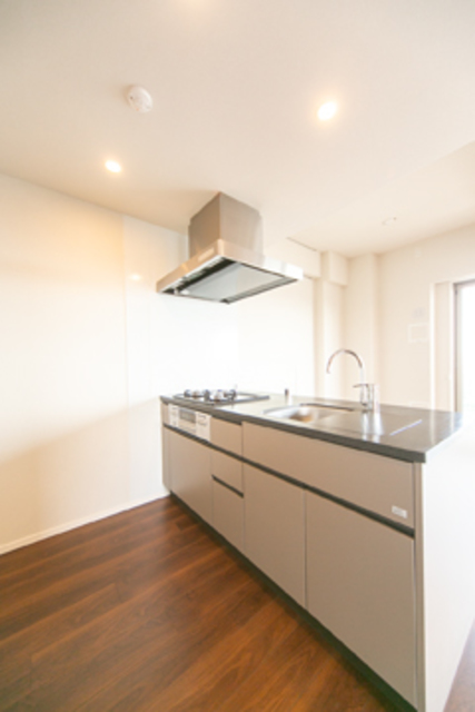 キッチン　※写真は同タイプ住戸です。