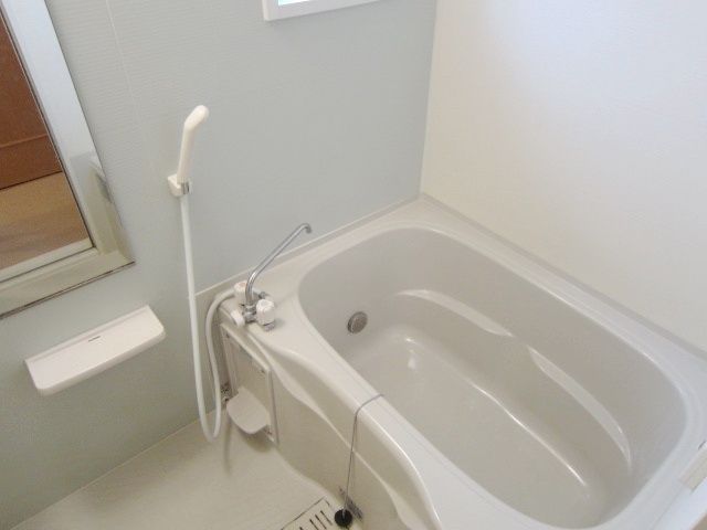 バス・シャワールーム　バス