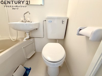 トイレ　浴室にトイレがあります☆