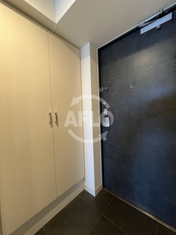 玄関　スワンズシティ新大阪ヴィーヴォ　玄関