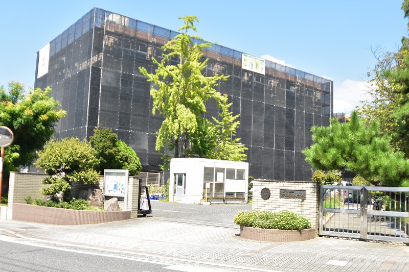 小学校　府中町立府中南小学校（小学校）まで550m