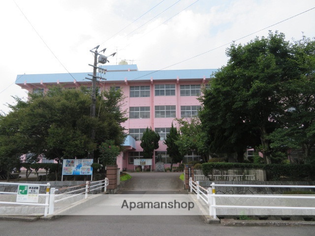 小学校　多喜浜小学校（小学校）まで361m