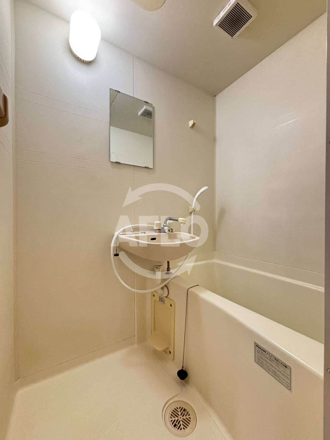 バス・シャワールーム　オーキッドコート北堀江　バスルーム