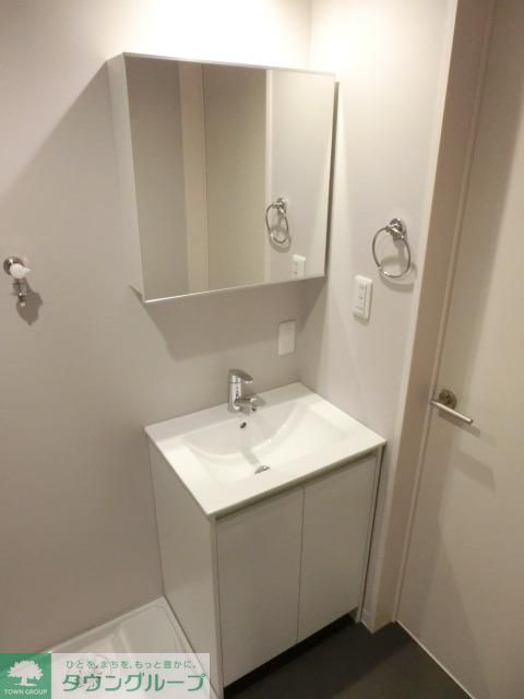 洗面設備　人気のデザイン洗面台