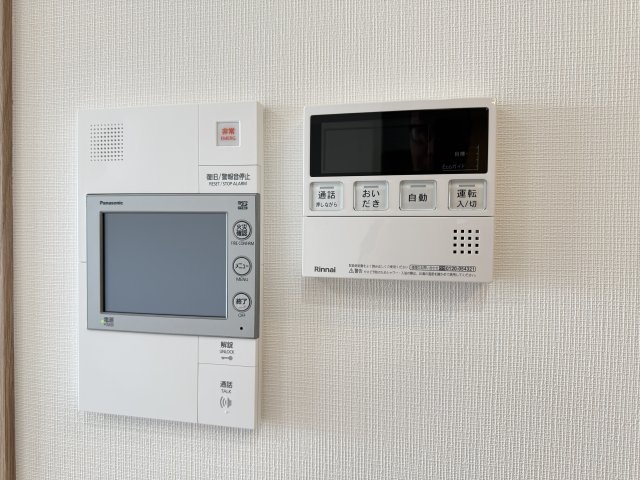 セキュリティ　同型タイプの写真（階数が異なります）。現況優先となります。