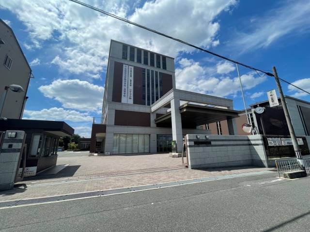 高校・高専　常翔啓光学園（高校・高専）まで651m