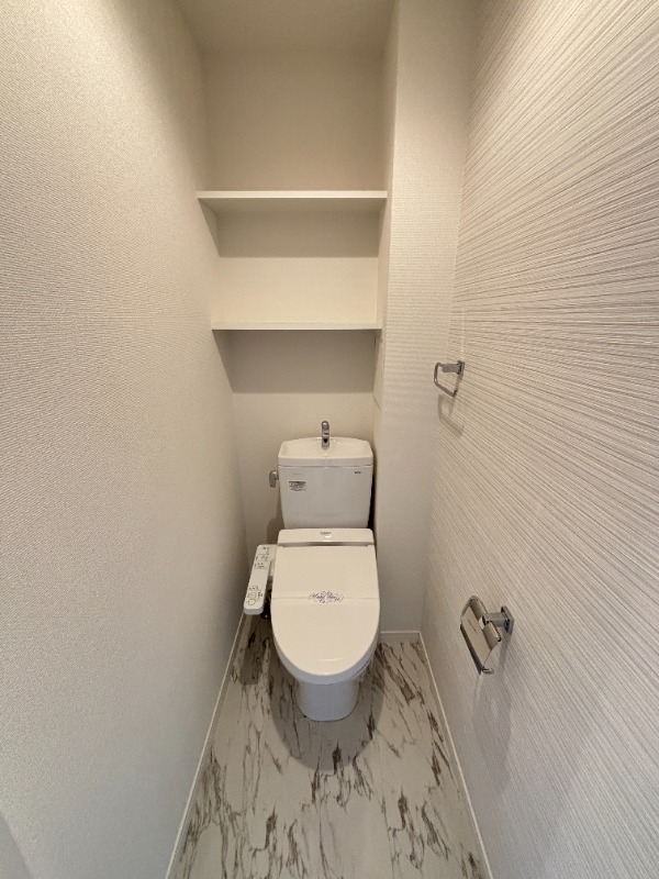 トイレ　４０１号室　写真