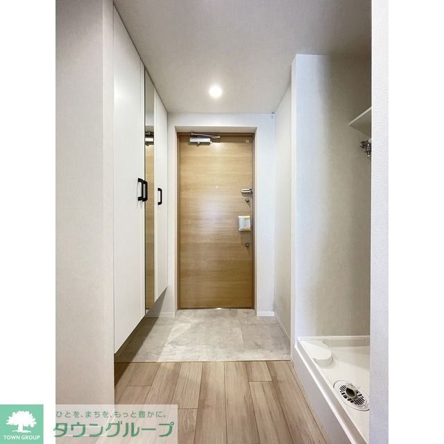 玄関　お部屋探しは株式会社　タウンハウジング　までお気軽にお問合…