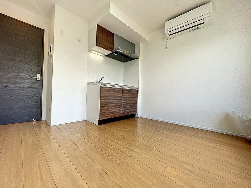 居室・リビング　☆明るい洋室☆